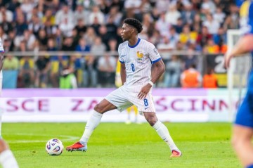 马卡：琼阿梅尼在西甲抢断次数排名第二，传球成功率也名列前茅